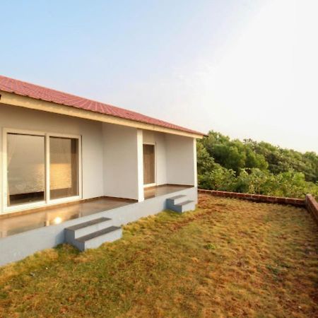 Sea King Beach Resort Ganpatipule Luaran gambar