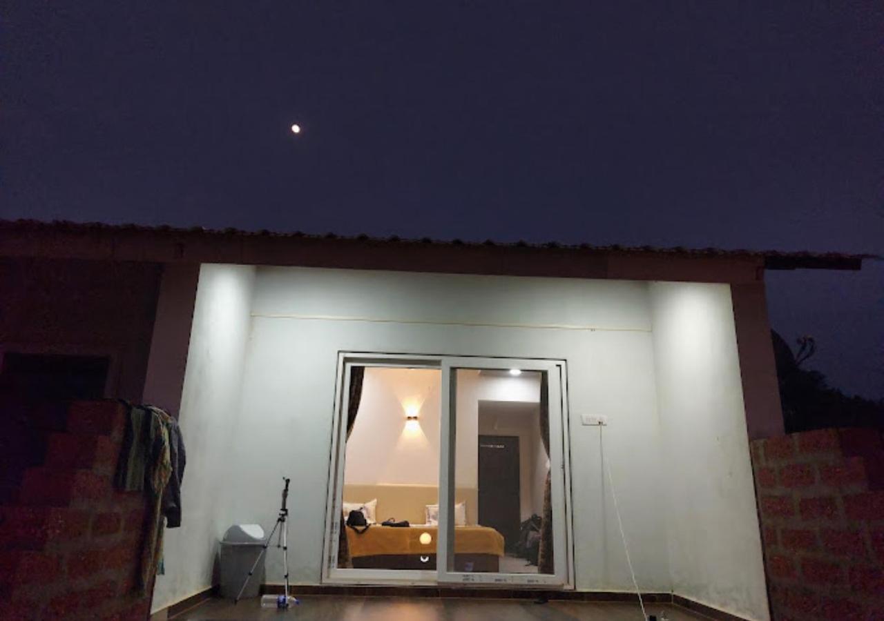 Sea King Beach Resort Ganpatipule Luaran gambar