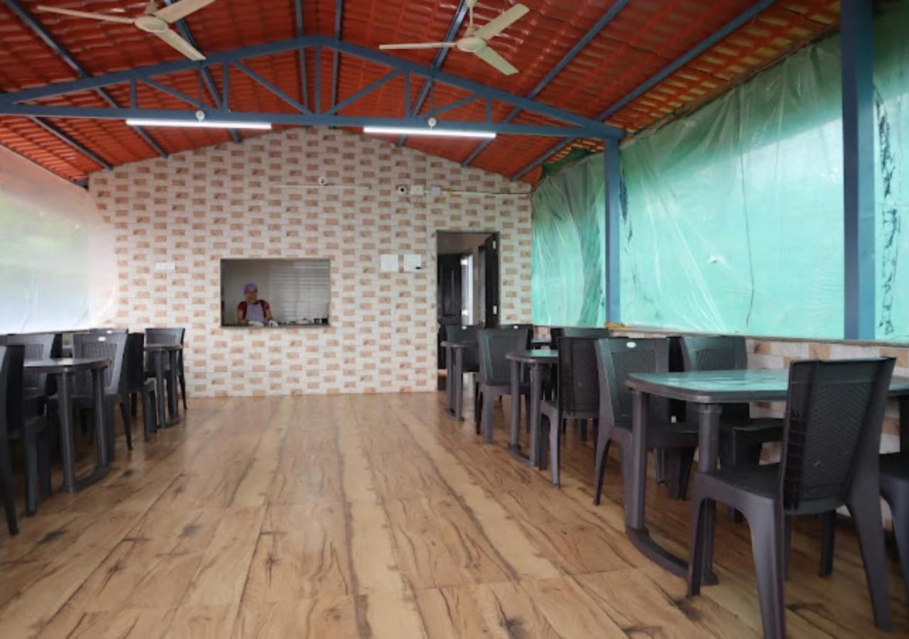 Sea King Beach Resort Ganpatipule Luaran gambar